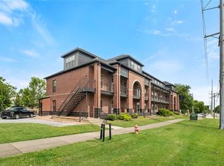 1115 N Leverett Ave APT 203, Fayetteville, AR 72703