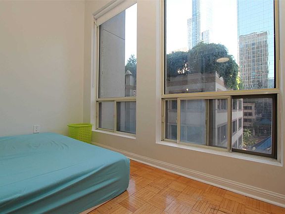 3rd image of 25 Grenville St #402
