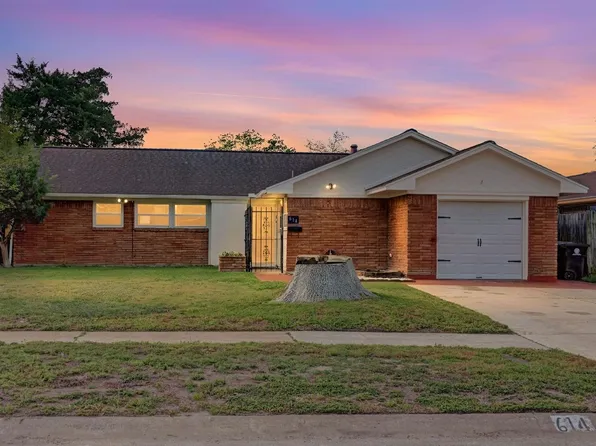 614 Gilpin St, Houston, TX 77034