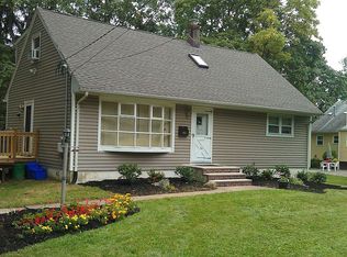 161 Rose Rd, West Nyack, NY 10994