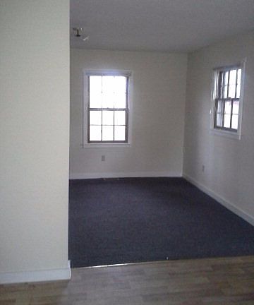 5th image of 1007 Oakley Ave