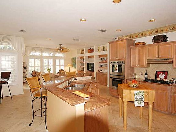 5th image of 5046 SW Orchid Bay Dr