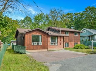 30A Forest St, Parry Sound, ON P2A 2P9