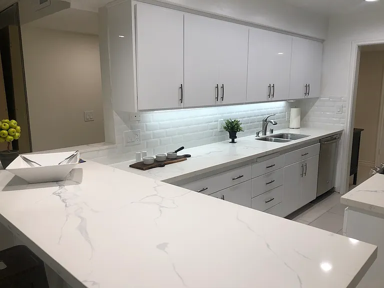 6708 Hillpark Dr #102 — Photo 9