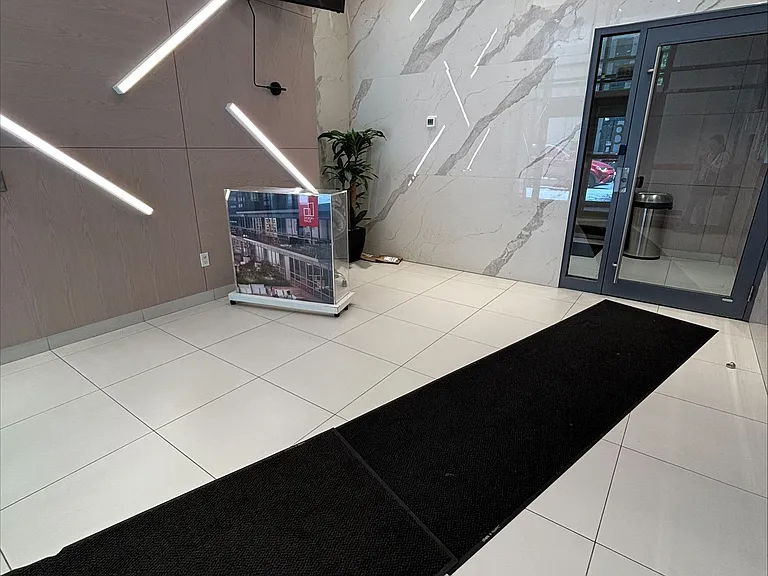 181 Huron St #1302 — Photo 3