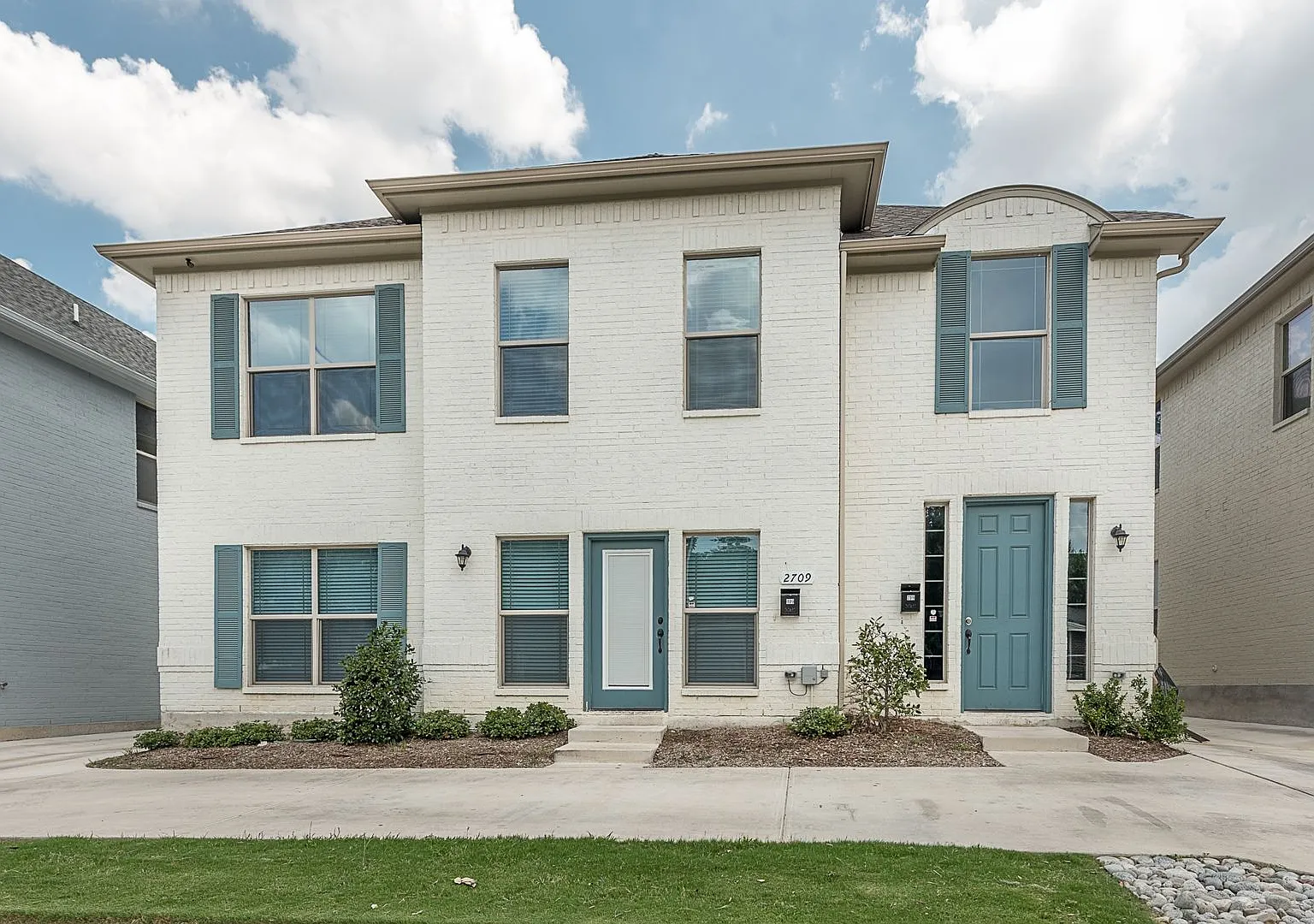 2709 McCart — Photo 2