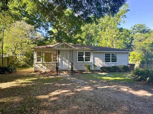 5207 Azalea Cir S, Mobile, AL 36608