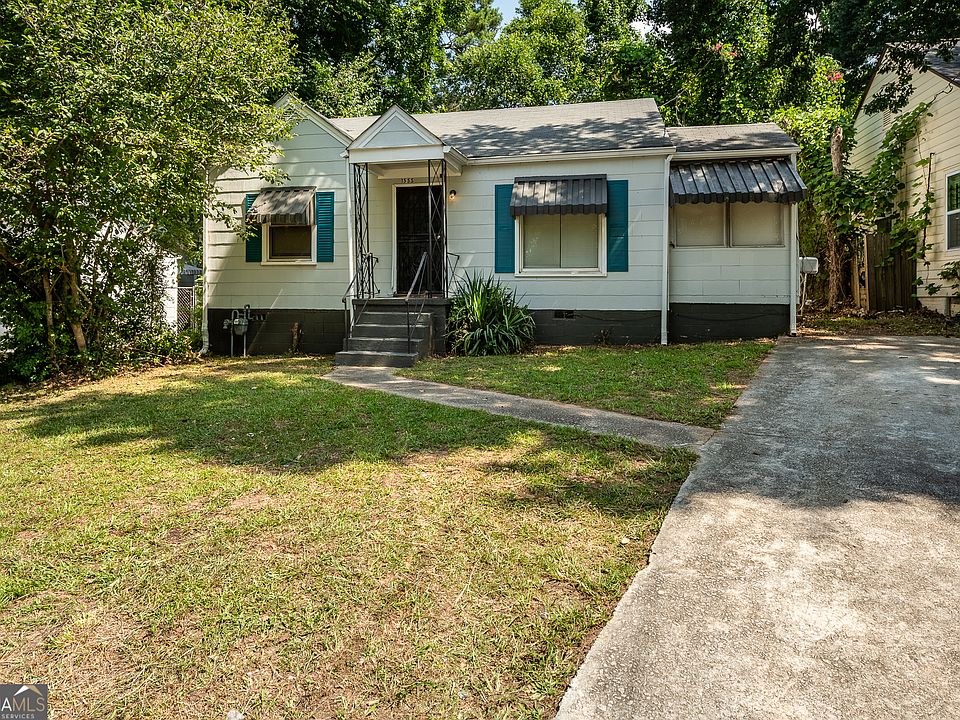 1st image of 1555 Venetian Dr SW