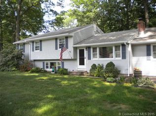 11 Mariot Cir, Wallingford, CT 06492