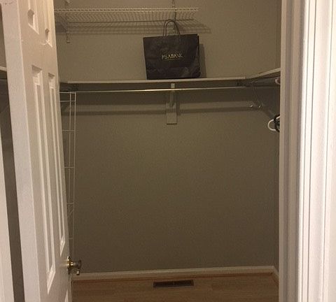 master bedroom walk in close