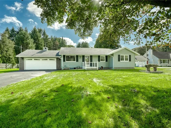 645 Klem Rd, Webster, NY 14580