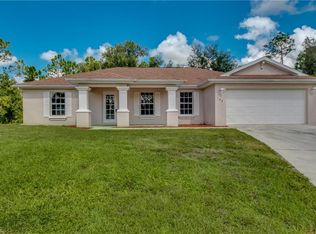 104 Nacelle Ct, Lehigh Acres, FL 33974
