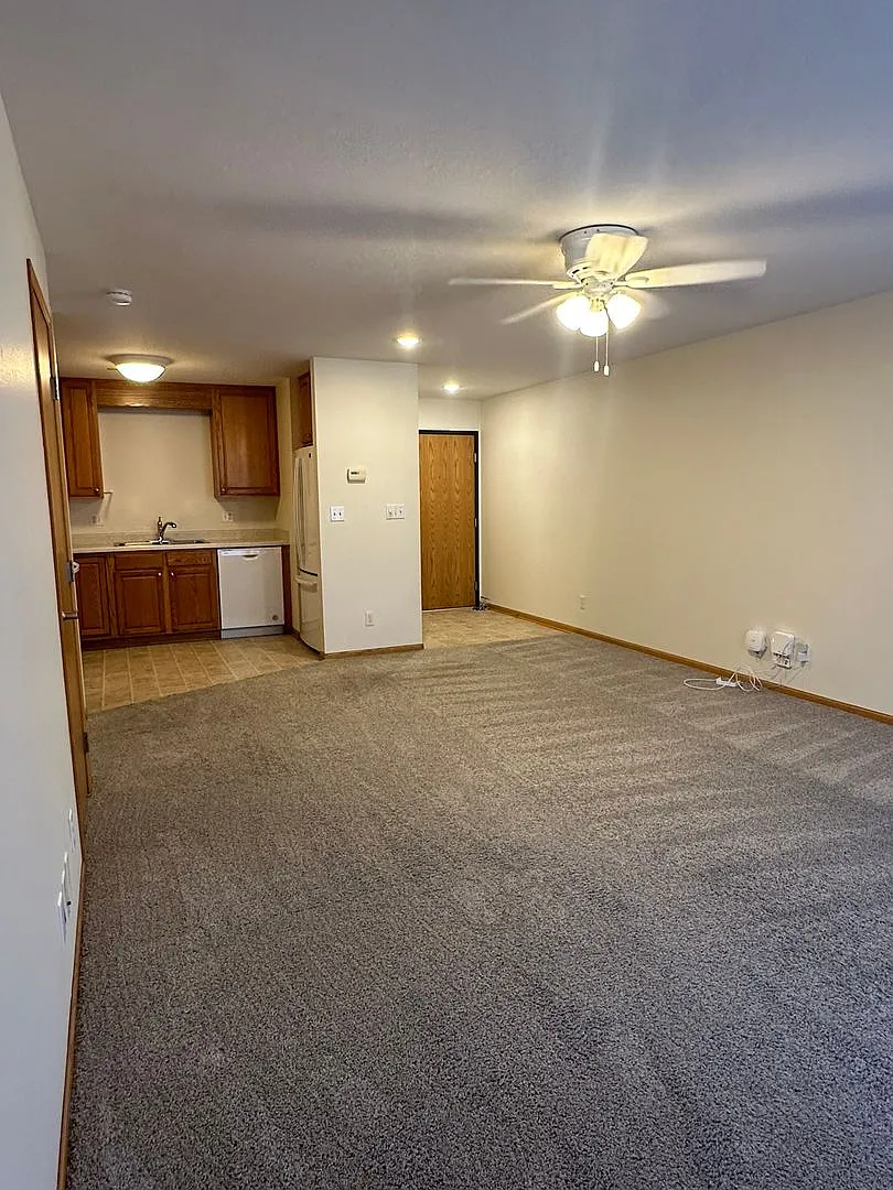 2519 Bristol Dr. #107 — Photo 3