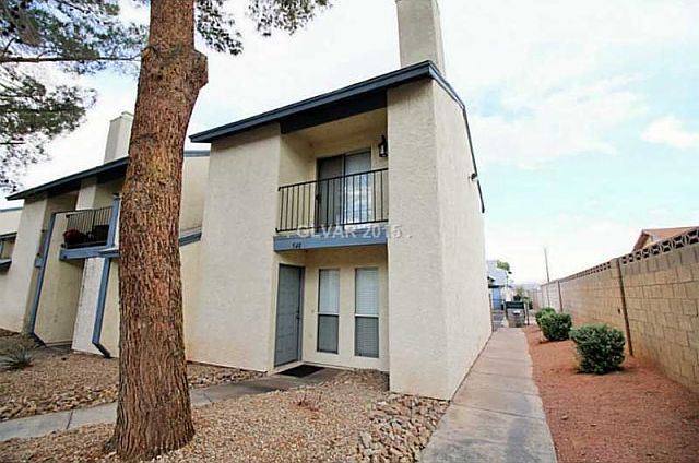 1st image of 548 Sellers Pl