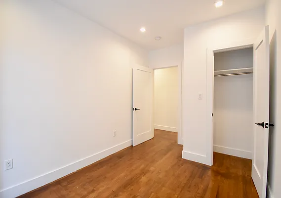 Rented by Triplemint | media 18