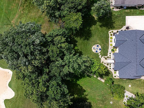2nd image of 119 Forest View Dr