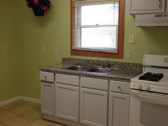 5th image of 803 1/2 Monterey St