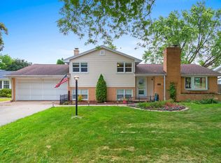 2691 Beaumont St, Green Bay, WI 54301