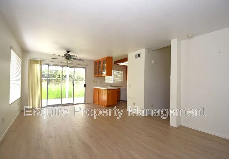 5148 Via Calderon — Photo 4