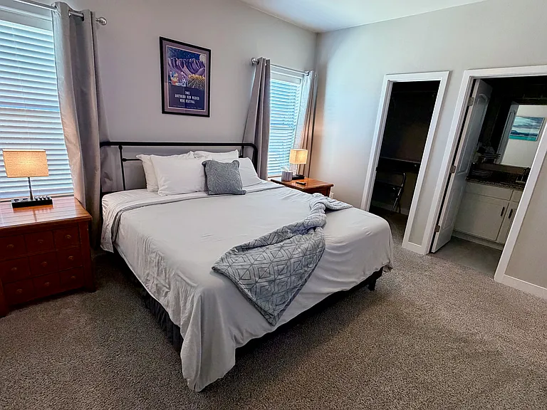 7486 Eagle Vista St — Photo 8