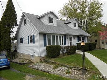 1st image of 665 Blue Mountain Dr