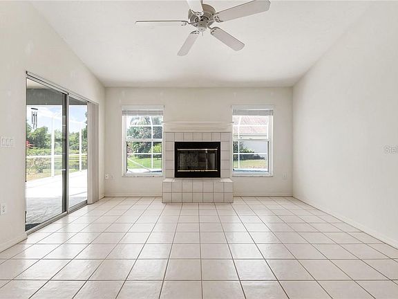 5th image of 4307 Beekman Pl #49