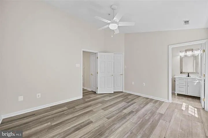 8880 Papillon Dr — Photo 22