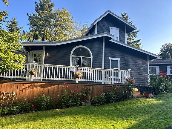 2nd image of 2013 191st Avenue Ct SW