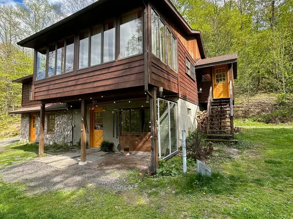 671 Watson Hollow Rd, West Shokan, NY 12494