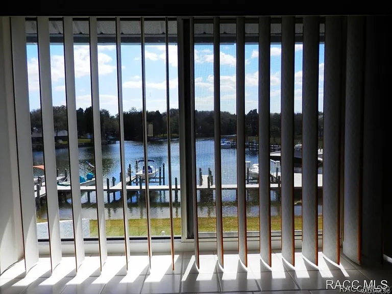 10972 W Cove Harbor Dr — Photo 13