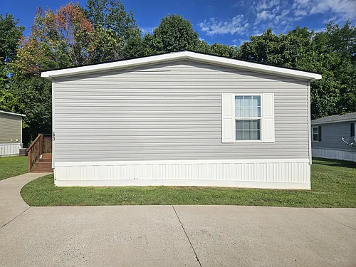 750 Dunlop Ln Photo 1