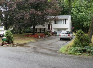 10 Hoyt Rd, Haverhill, MA 01835