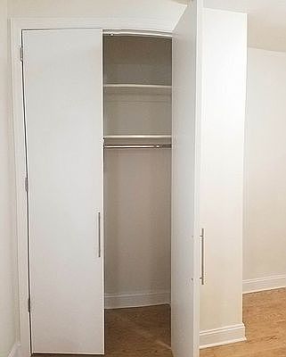 3rd image of 465 E 7th St #29