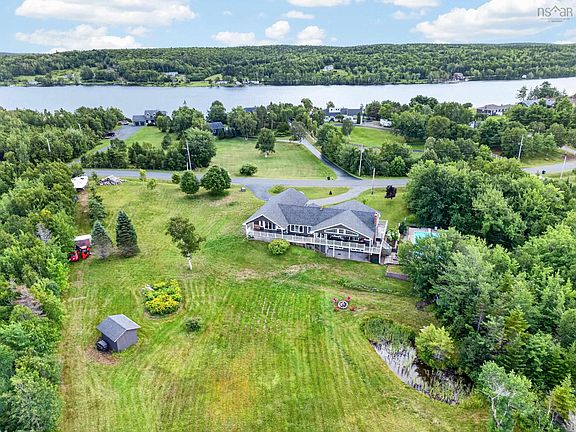 4th image of 131 Oakfield Dr