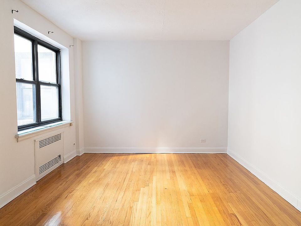 1st image of 70 Clark St APT 4K