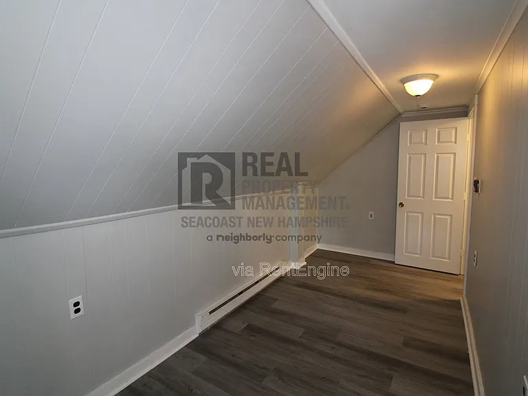 27 Rochester St #B — Photo 11