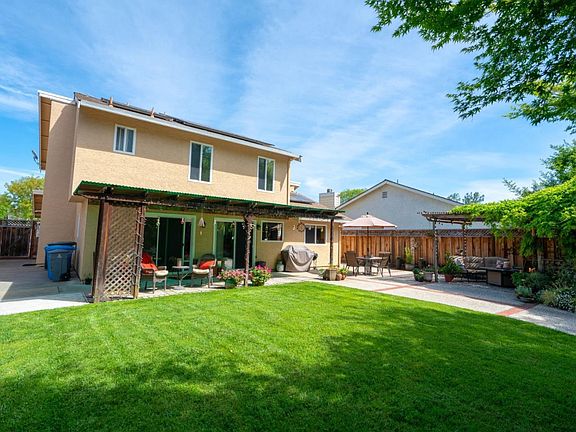 2nd image of 9275 Solana Dr