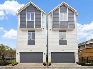 1648 W Tidwell Rd, Houston, TX 77091