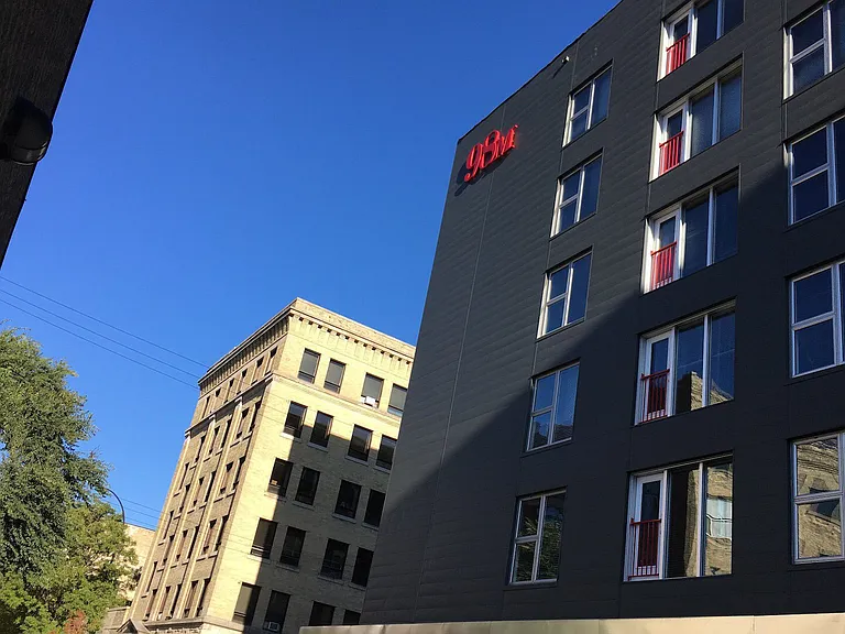 98 Market Ave — Photo 28