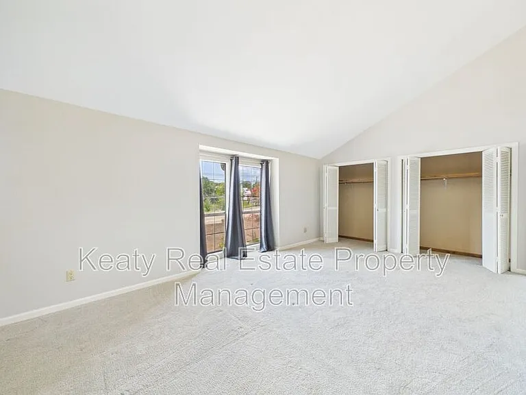 604 Briargate Walk Cir — Photo 24