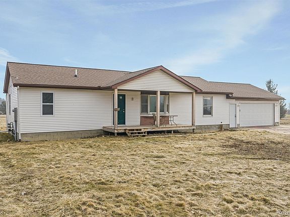 4th image of 2460 Stapleton Rd