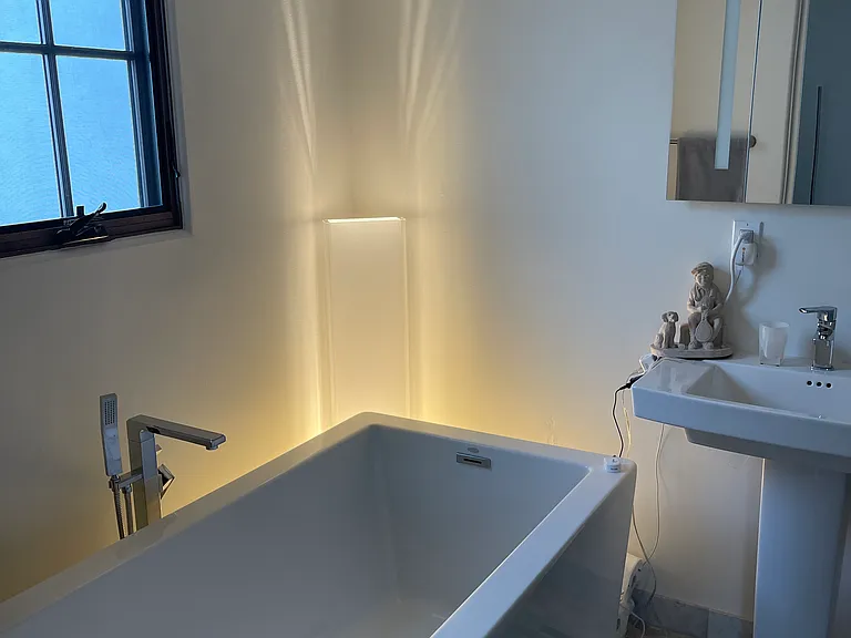 Primary bath