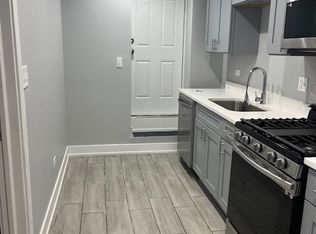 926 W 32nd Pl #1, Chicago, IL 60608