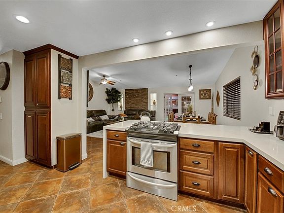 4th image of 13655 El Rio Ln