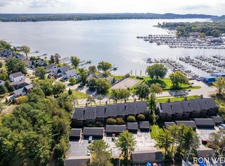 1745 Ottawa Beach Rd, Holland, MI 49424