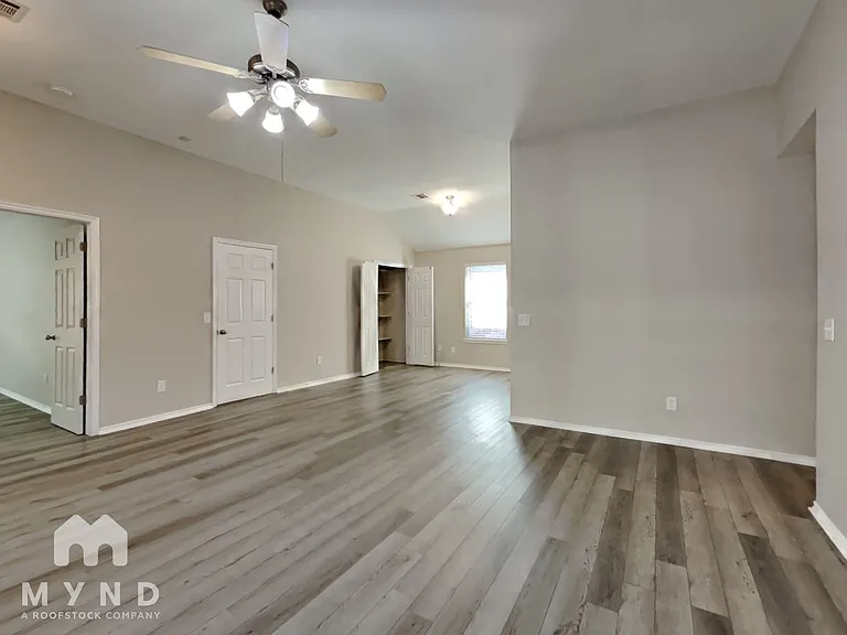 525 Cherokee Gate Dr — Photo 4