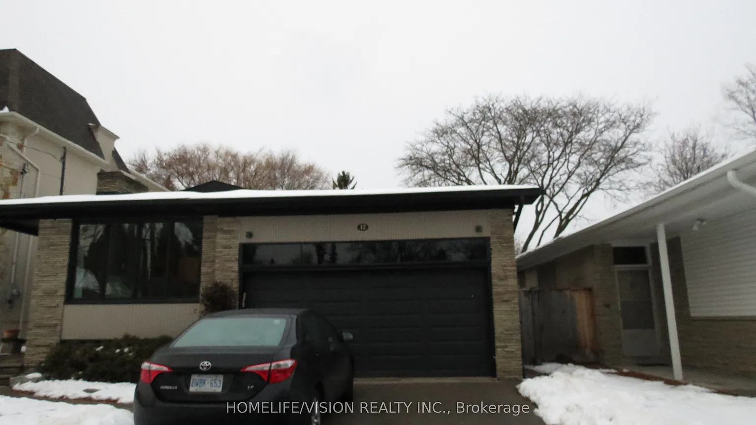 12 Burleigh Heights Dr photo 1