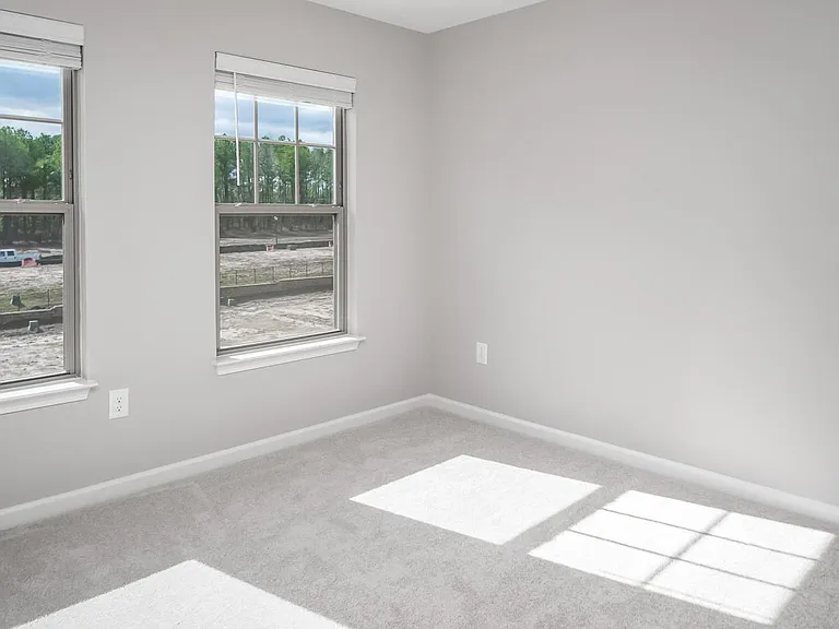 1010 Larabee Ln — Photo 22