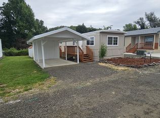 201 NE Peggy Ave #10, Roseburg, OR 97470