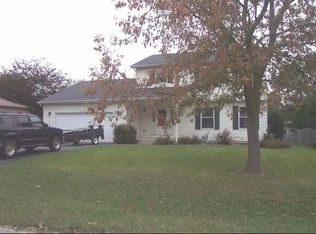 4172 Dorchester Ave, Gurnee, IL 60031